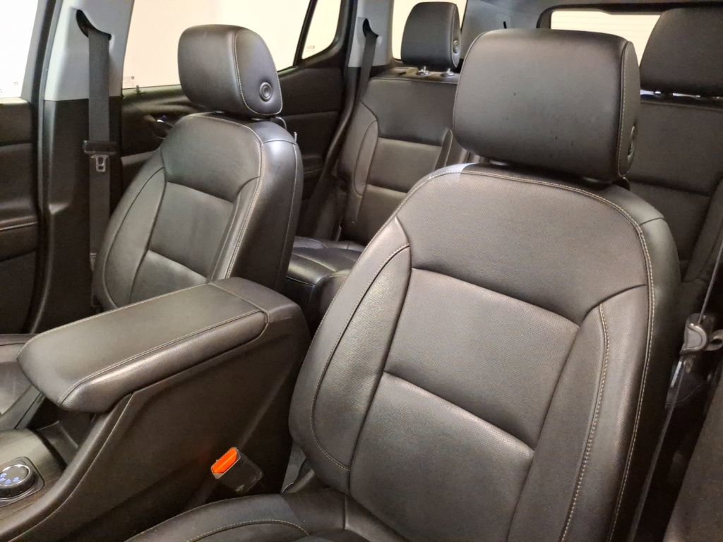 Used 2017 GMC Acadia SLT image 15