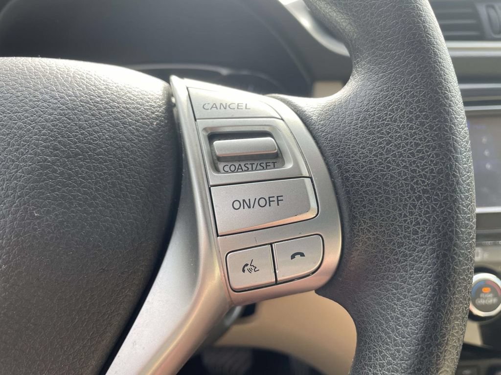 Used 2016 Nissan Rogue SV w/ SV Premium Package FWD image 20