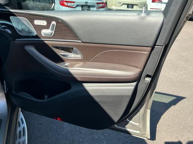 Used 2022 Mercedes-Benz GLE 350 4MATIC image 24