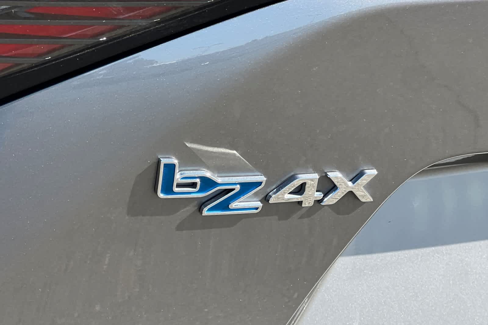 Certified 2023 Toyota bZ4X FWD image 32