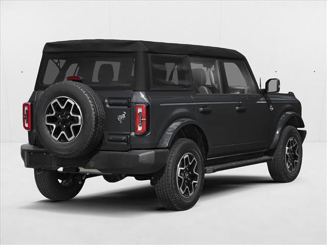 New 2026 Ford Bronco Outer Banks w/ Sasquatch Package image 2