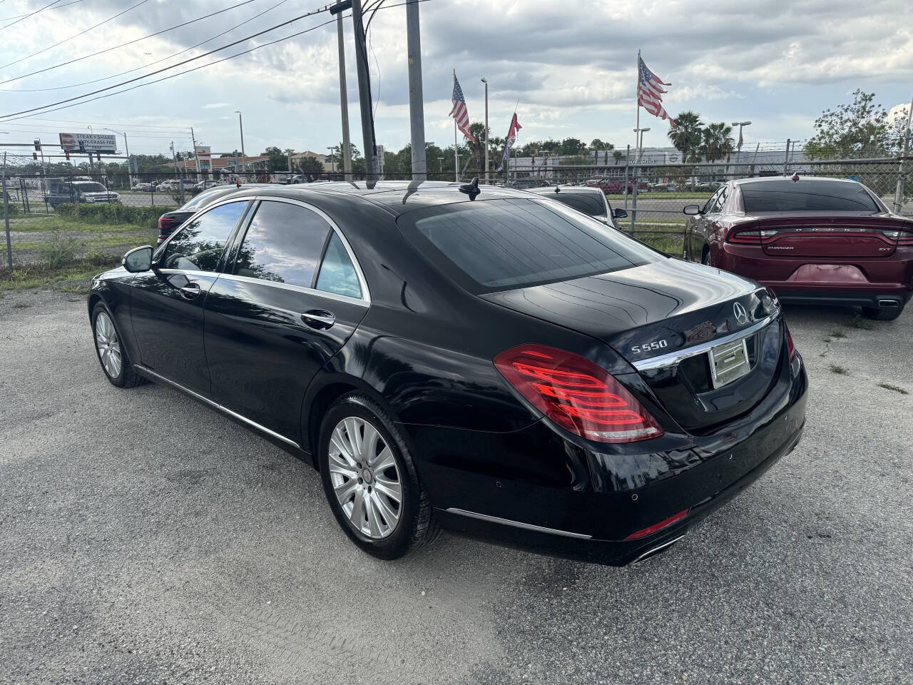 Used 2015 Mercedes-Benz S 550 4MATIC Sedan image 4