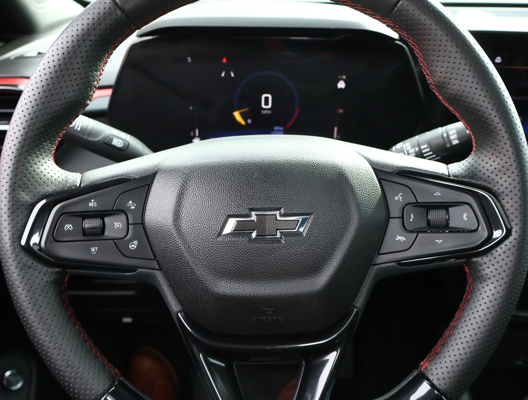 Certified 2025 Chevrolet TrailBlazer RS w/ Convenience Package image 13