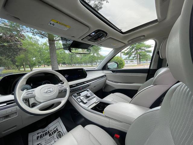 Used 2024 Hyundai Palisade Calligraphy AWD/4WD image 2