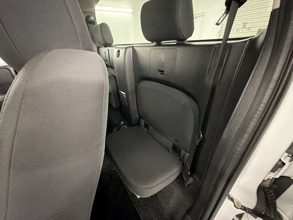 Used 2022 Nissan Frontier S RWD image 22