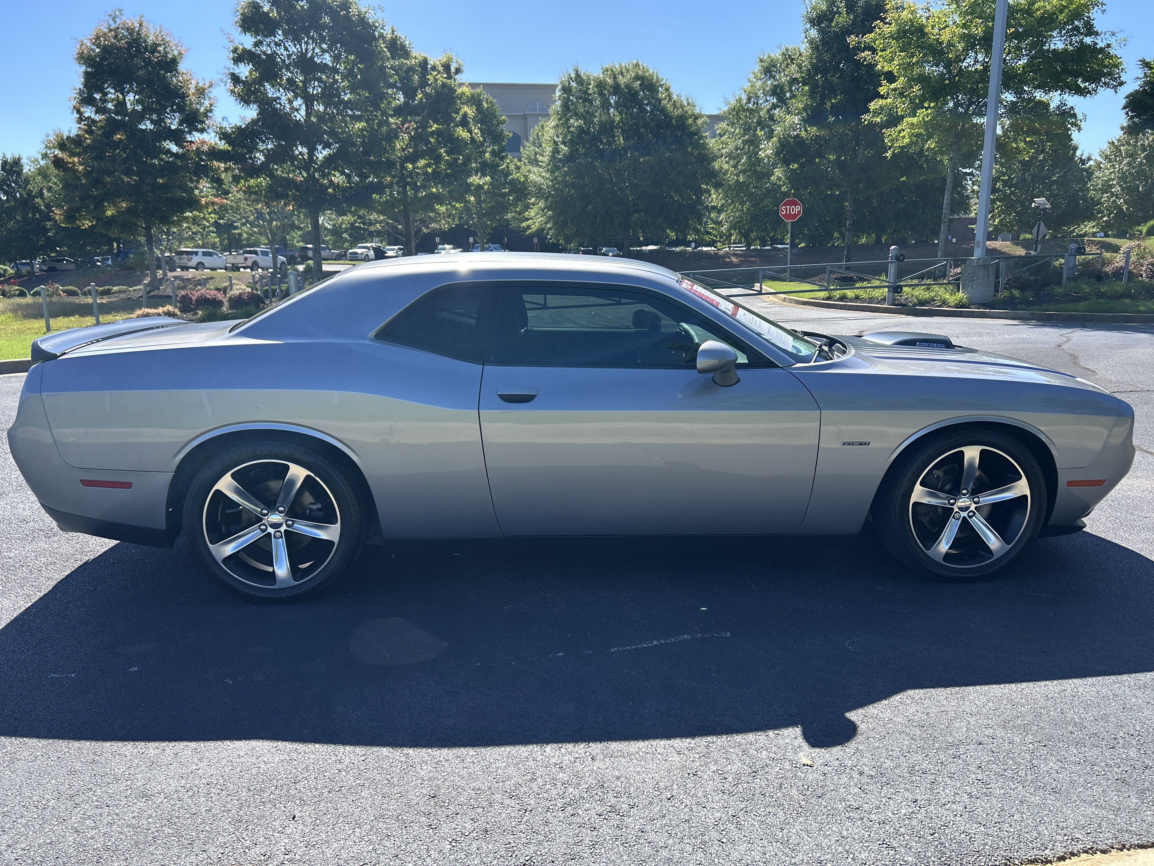 Used 2016 Dodge Challenger R/T Plus RWD image 29