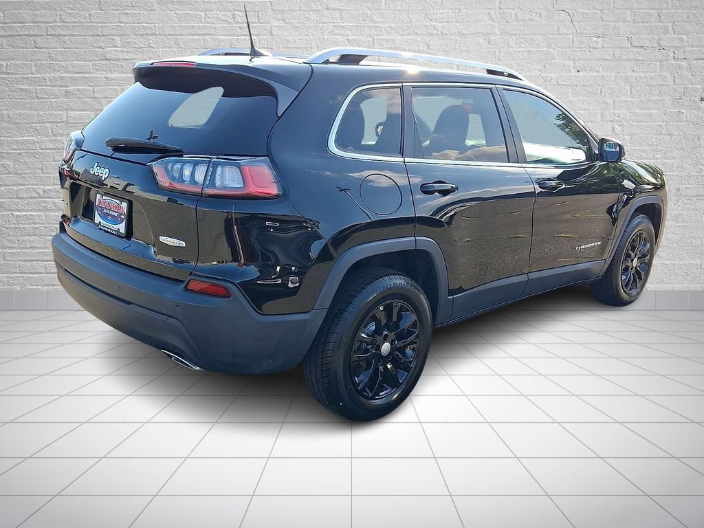 Used 2021 Jeep Cherokee Latitude Lux w/ Comfort/Convenience Group AWD/4WD image 4
