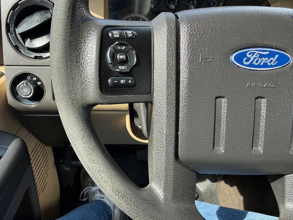 Used 2016 Ford F250 XLT w/ FX4 Off-Road Package AWD/4WD image 26