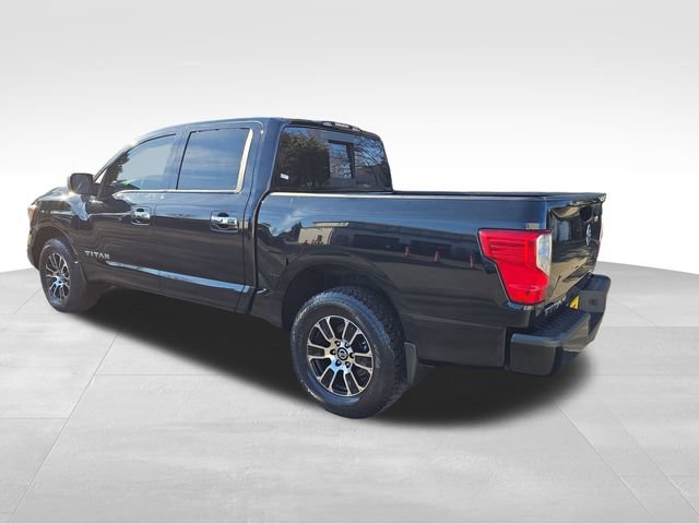 Used 2021 Nissan Titan SV w/ SV Convenience Package image 5