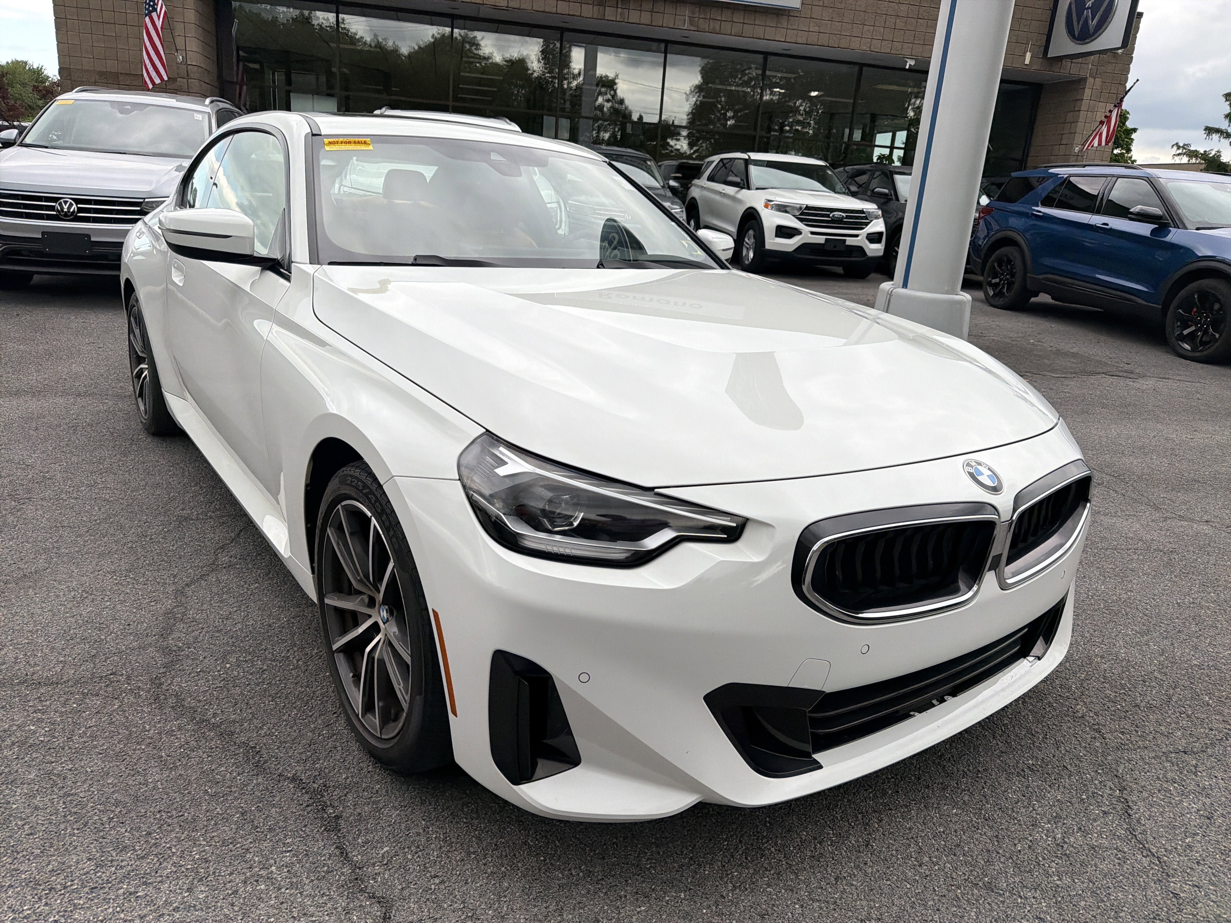 Used 2023 BMW 230i xDrive Coupe w/ Convenience Package AWD/4WD image 2