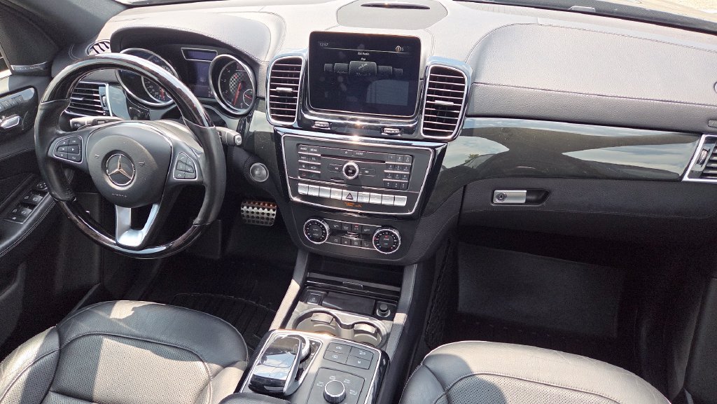 Used 2018 Mercedes-Benz GLE 43 AMG 4MATIC image 15