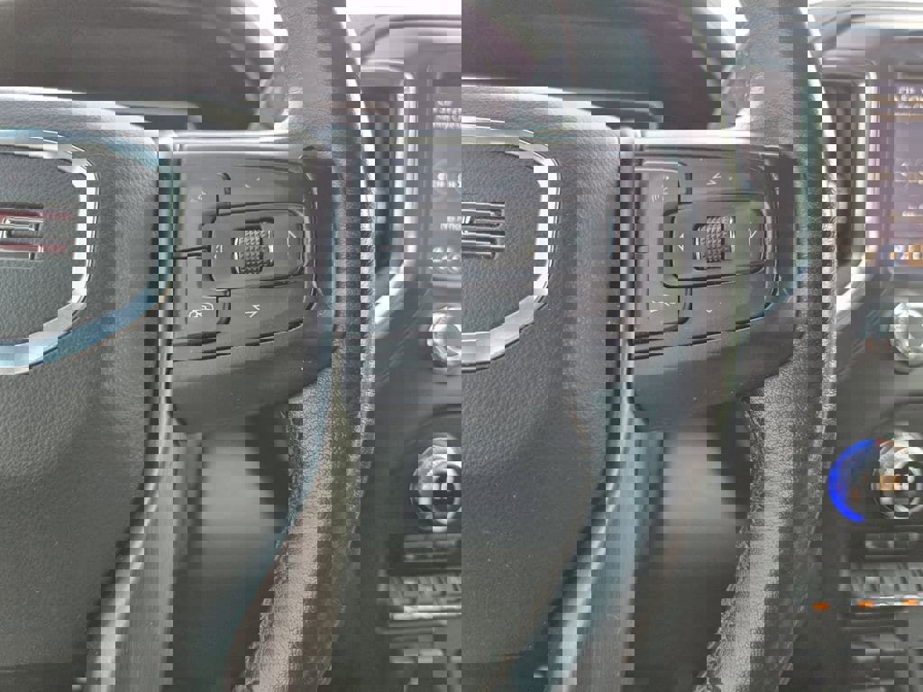 Used 2020 GMC Sierra 1500 AT4 w/ Technology Package image 17