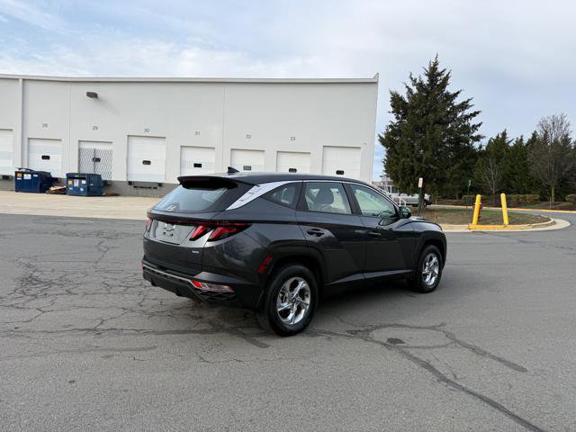 Used 2024 Hyundai Tucson SE image 4