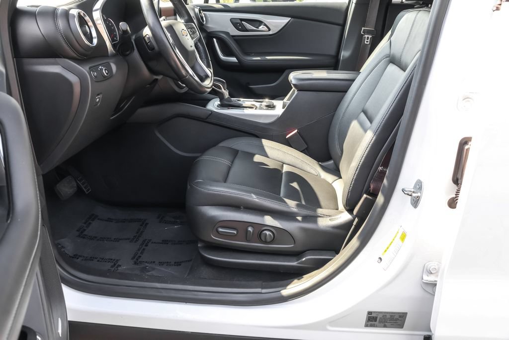 Used 2022 Chevrolet Blazer LT w/ Sound & Technology Package AWD/4WD image 18