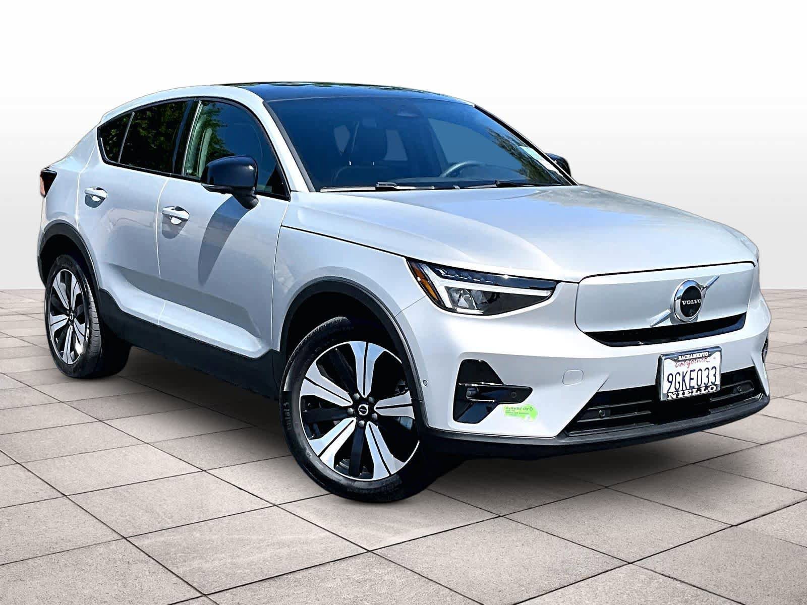 Used 2023 Volvo C40 P8 Recharge Plus AWD/4WD image 2