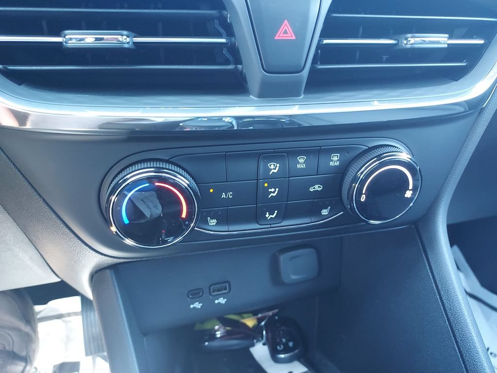 New 2026 Buick Encore GX Preferred w/ Advanced Technology Package FWD image 24