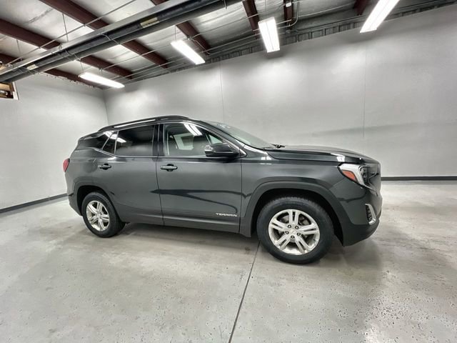 Certified 2019 GMC Terrain SLE w/ Driver Convenience Package AWD/4WD image 9