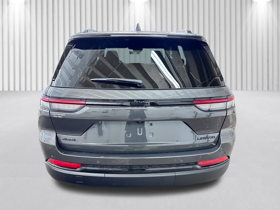 New 2025 Jeep Grand Cherokee Limited w/ Black Appearance Package image 6
