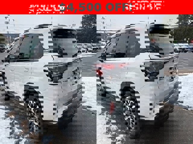 New 2025 Subaru Forester Touring image 7