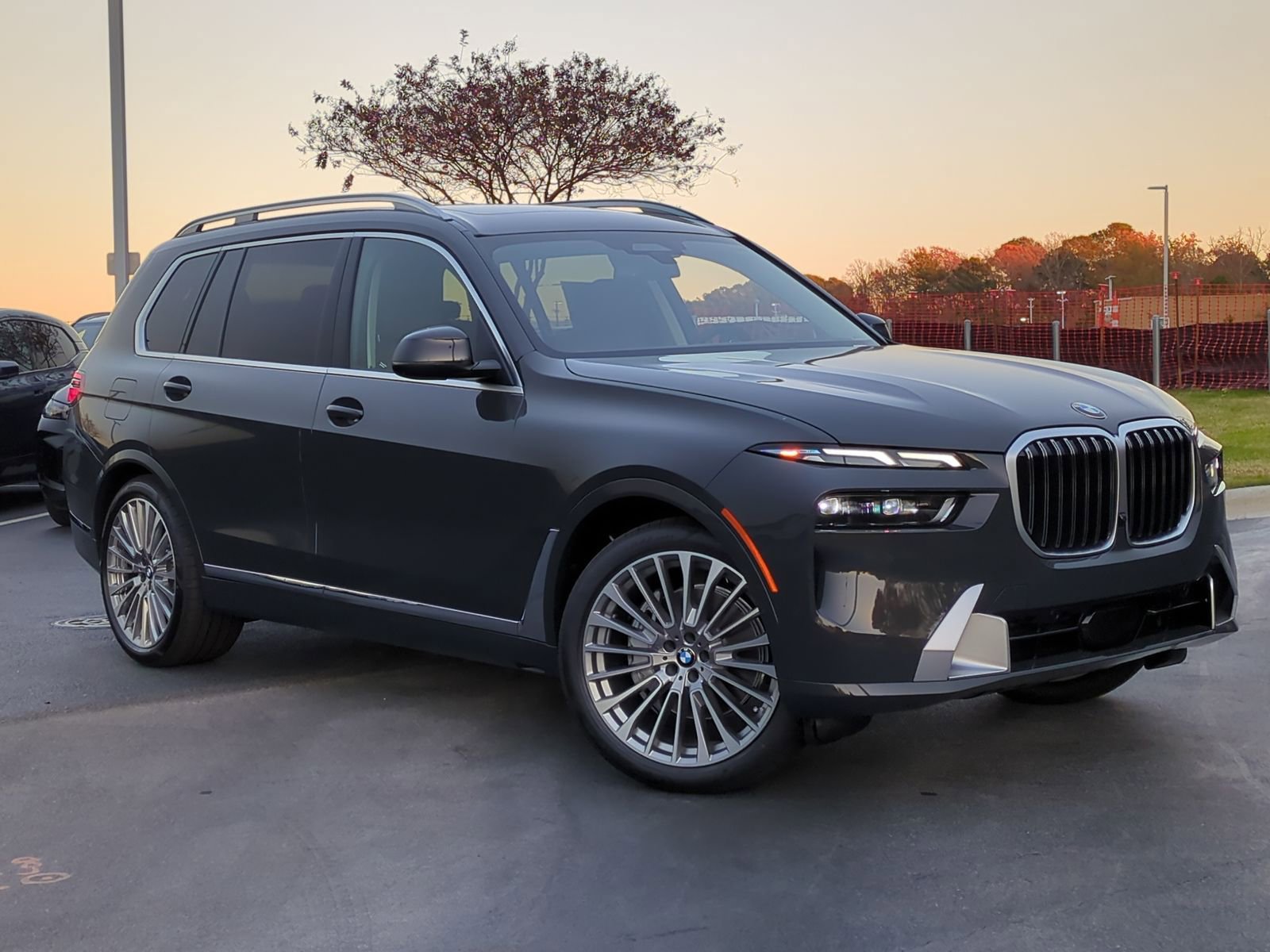 New 2026 BMW X7 xDrive40i image 2