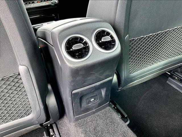 Used 2025 Mercedes-Benz CLA 250 image 25