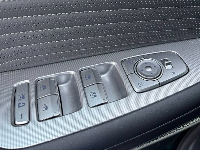 Used 2025 Hyundai Palisade Calligraphy AWD/4WD image 13