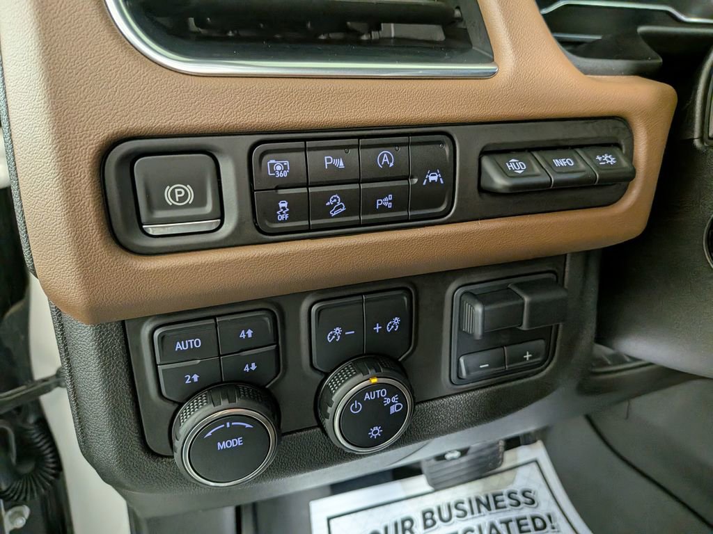 Certified 2024 Chevrolet Tahoe High Country w/ Advanced Technology Package image 21