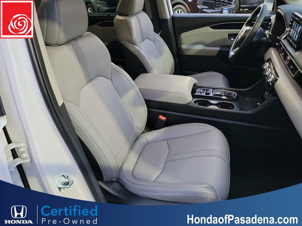 Certified 2025 Honda Pilot EX-L image 23