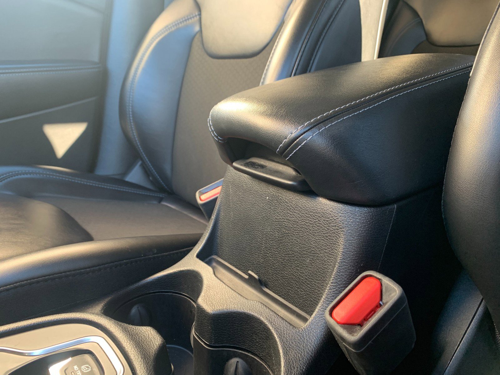 Used 2019 Jeep Cherokee Latitude Plus w/ Cold Weather Group image 21