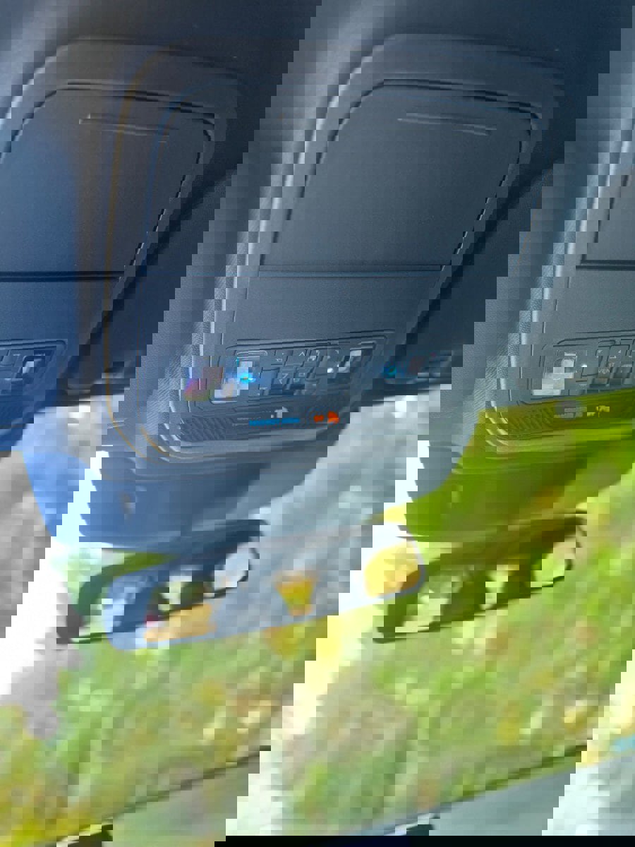 Used 2020 Ford Explorer Platinum w/ Premium Technology Package image 16