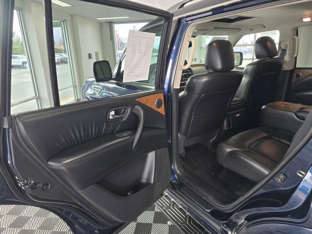 Used 2022 Nissan Armada SL w/ Captain's Chairs Package image 38