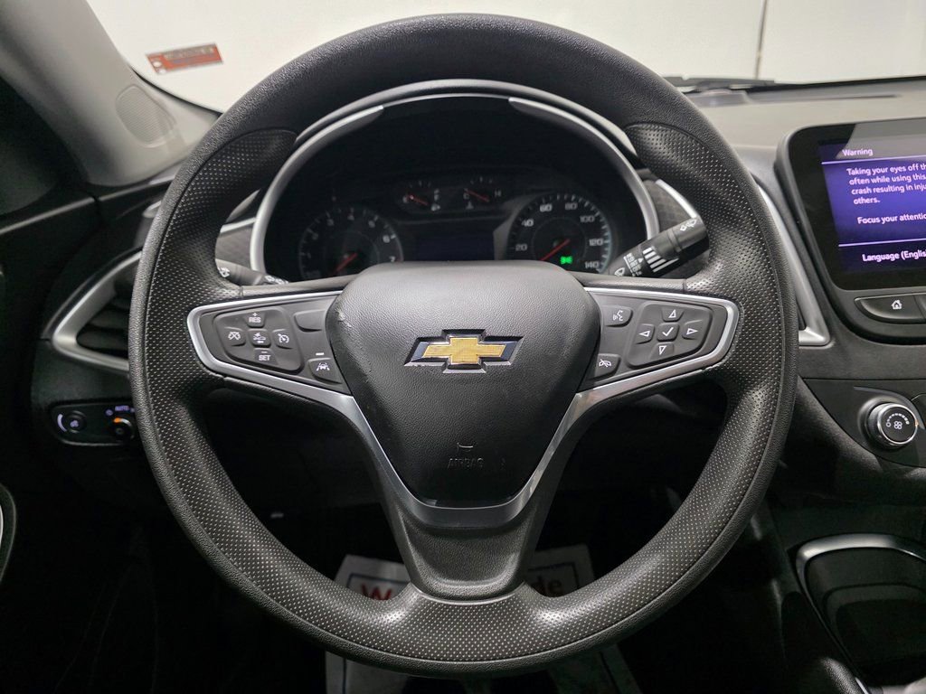 Used 2022 Chevrolet Malibu LS w/ Driver Confidence Package II FWD image 4