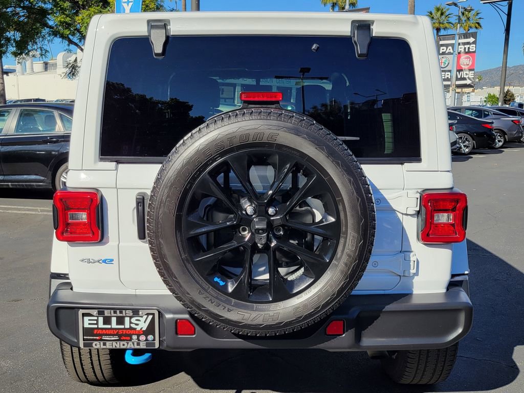 Used 2023 Jeep Wrangler Unlimited Sahara image 29