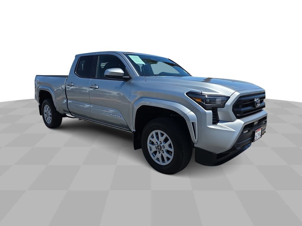 Used 2025 Toyota Tacoma SR5 RWD image 2