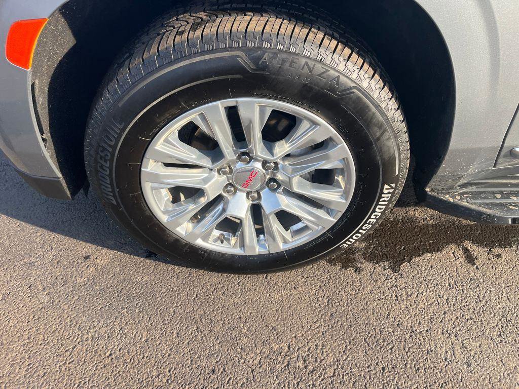 Used 2023 GMC Yukon Denali AWD/4WD image 38