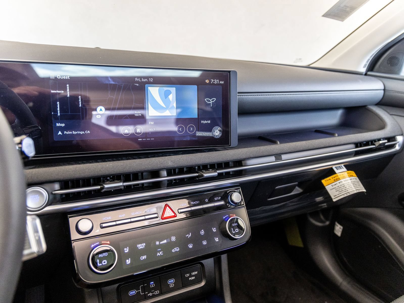 New 2025 Hyundai Tucson Limited AWD/4WD image 24