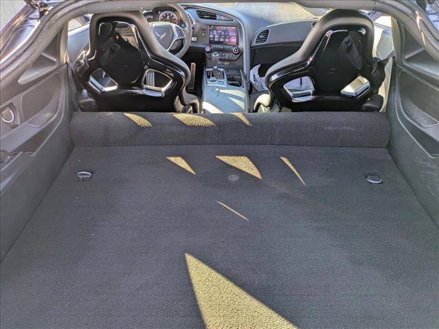 Used 2018 Chevrolet Corvette Stingray Coupe image 6