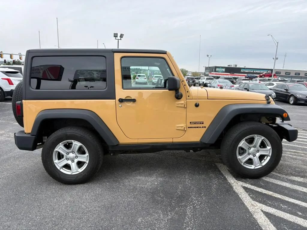 Used 2013 Jeep Wrangler Sport AWD/4WD image 6
