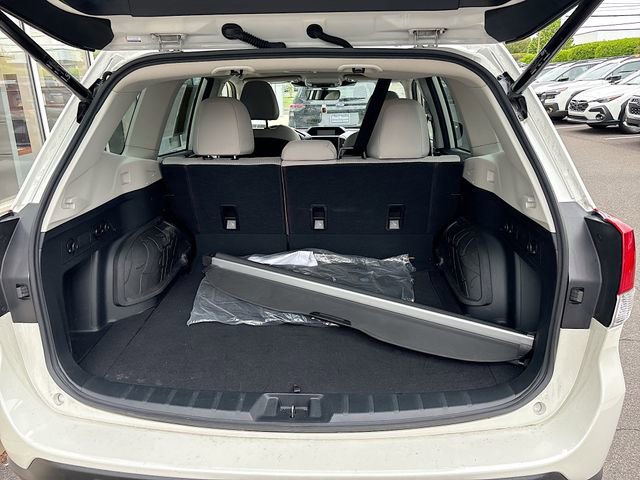 Certified 2023 Subaru Forester Premium AWD/4WD image 17