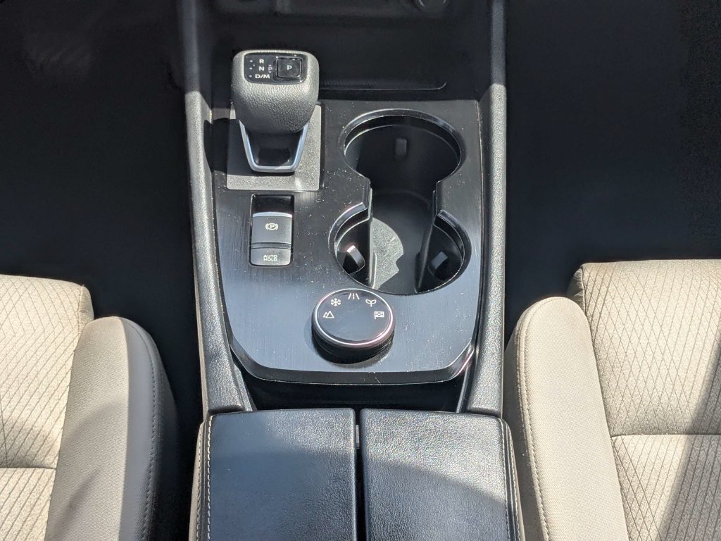 Used 2025 Nissan Rogue SV AWD/4WD image 24