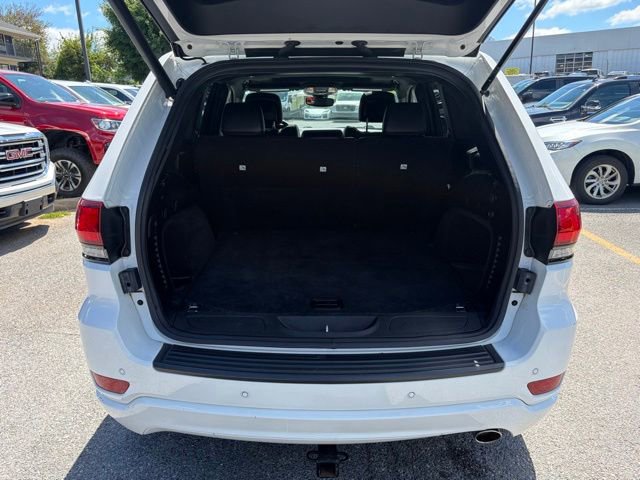 Used 2019 Jeep Grand Cherokee Altitude AWD/4WD image 6
