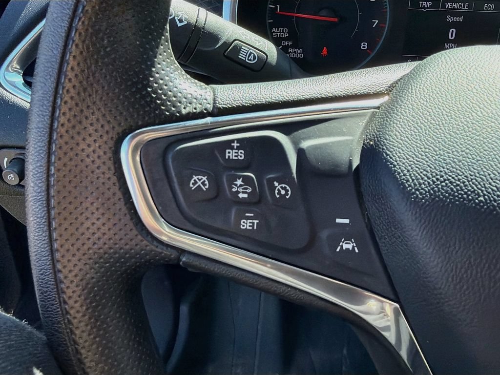 Used 2021 Chevrolet Malibu LT FWD image 12