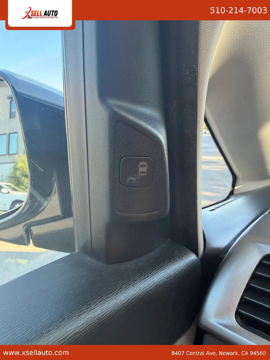 Used 2014 Honda Odyssey Touring image 26