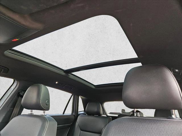Used 2020 Volkswagen Atlas Cross Sport SEL FWD image 17