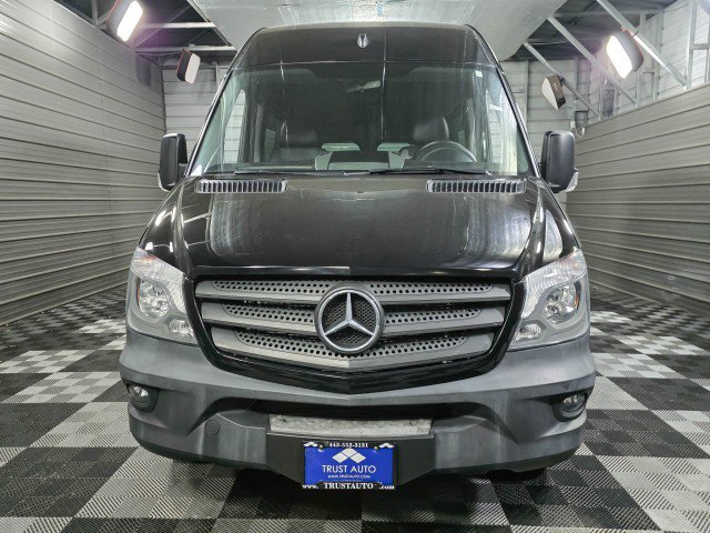 Used 2017 Mercedes-Benz Sprinter 2500 image 3