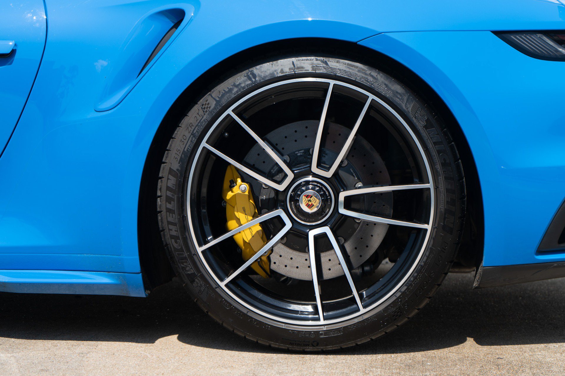 Used 2023 Porsche 911 Turbo S AWD/4WD image 31