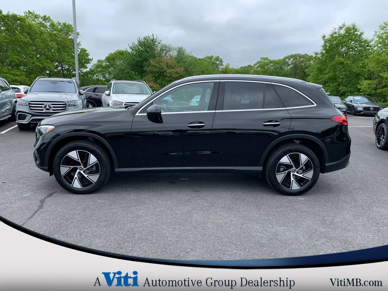 Used 2024 Mercedes-Benz GLC 300 4MATIC image 5