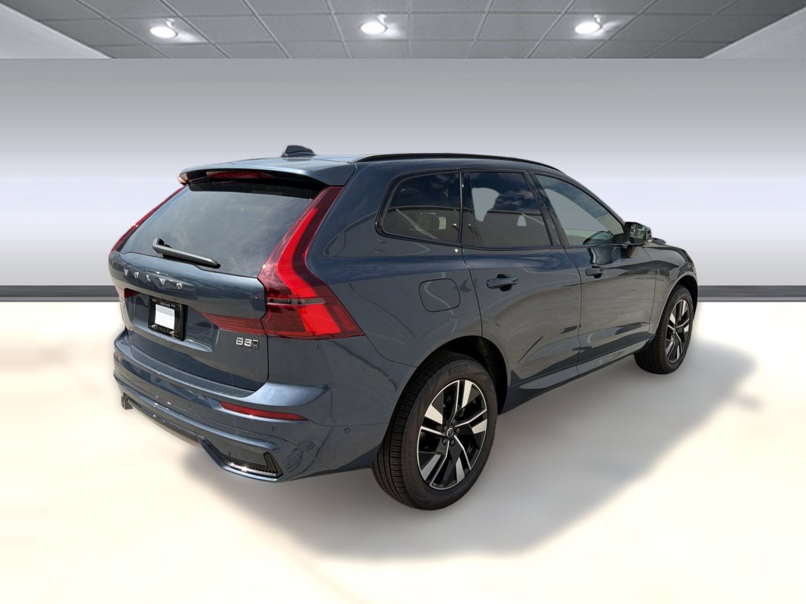 New 2026 Volvo XC60 B5 Plus w/ Climate Package AWD/4WD image 9