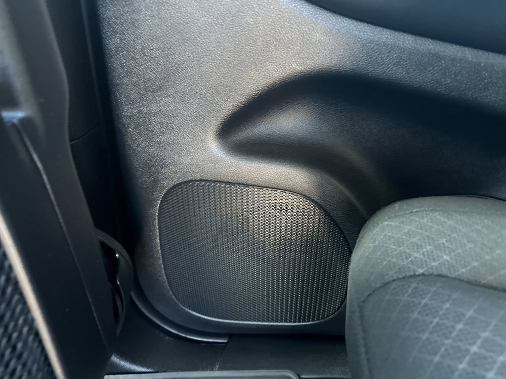 Used 2021 Jeep Grand Cherokee Laredo image 30