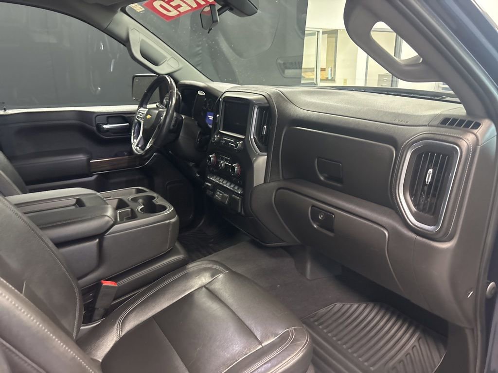 Used 2020 Chevrolet Silverado 1500 LT w/ Texas Edition image 11